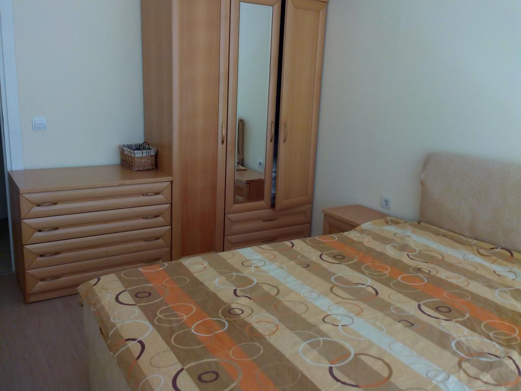 Sun City Apartments Pantai Sunny Luaran gambar