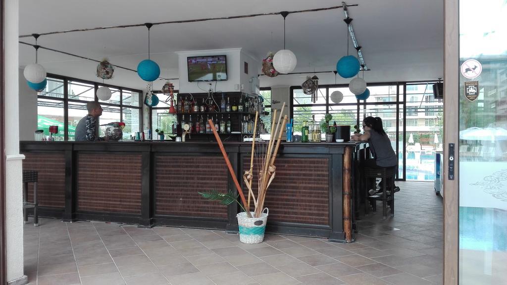 Sun City Apartments Pantai Sunny Luaran gambar