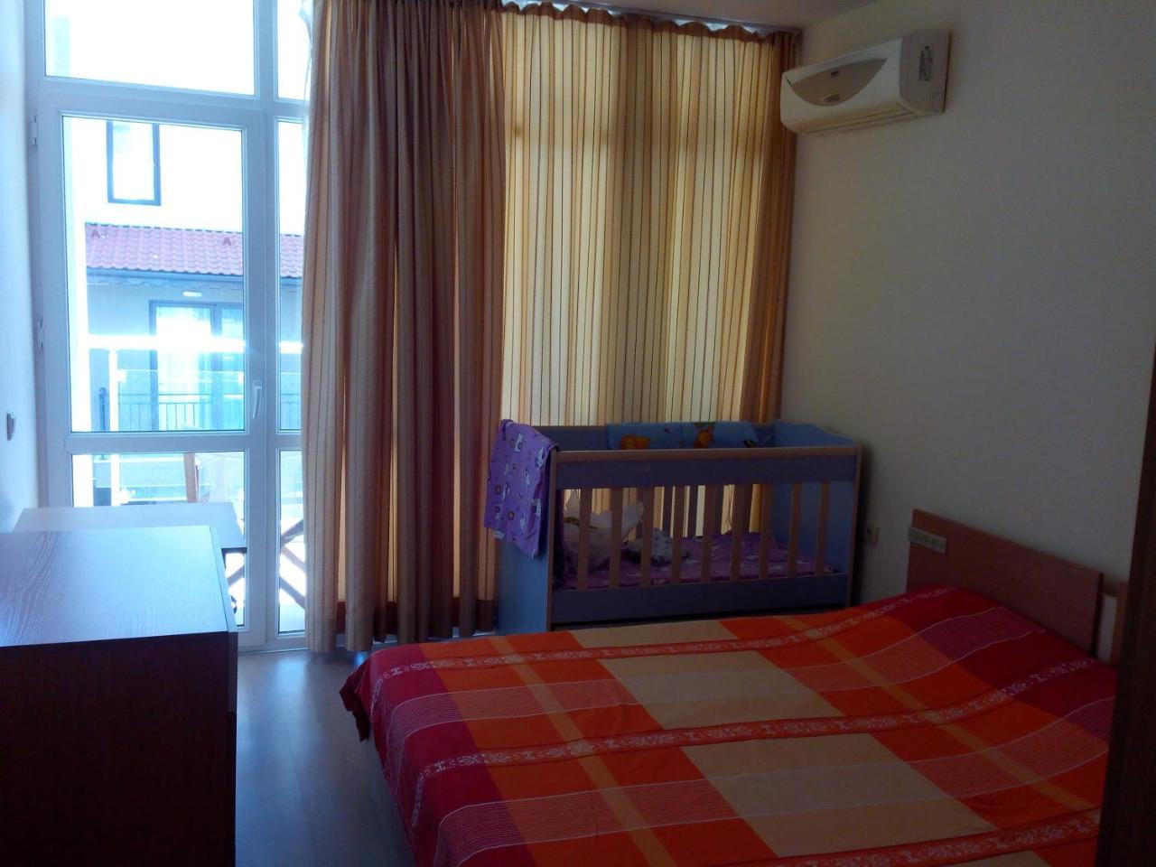 Sun City Apartments Pantai Sunny Luaran gambar